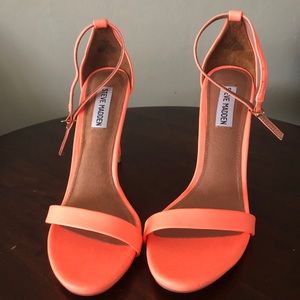 Steve Madden coral stecy
